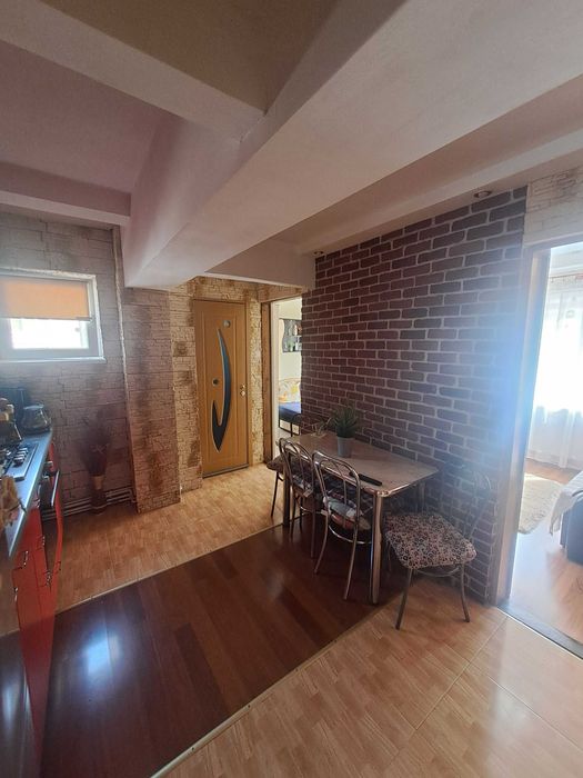 DE VANZARE - Apartament cu 2 camere
