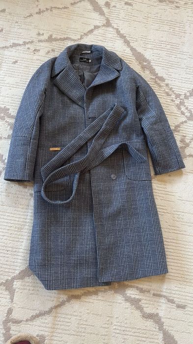 Продам пальто зимний и осенний