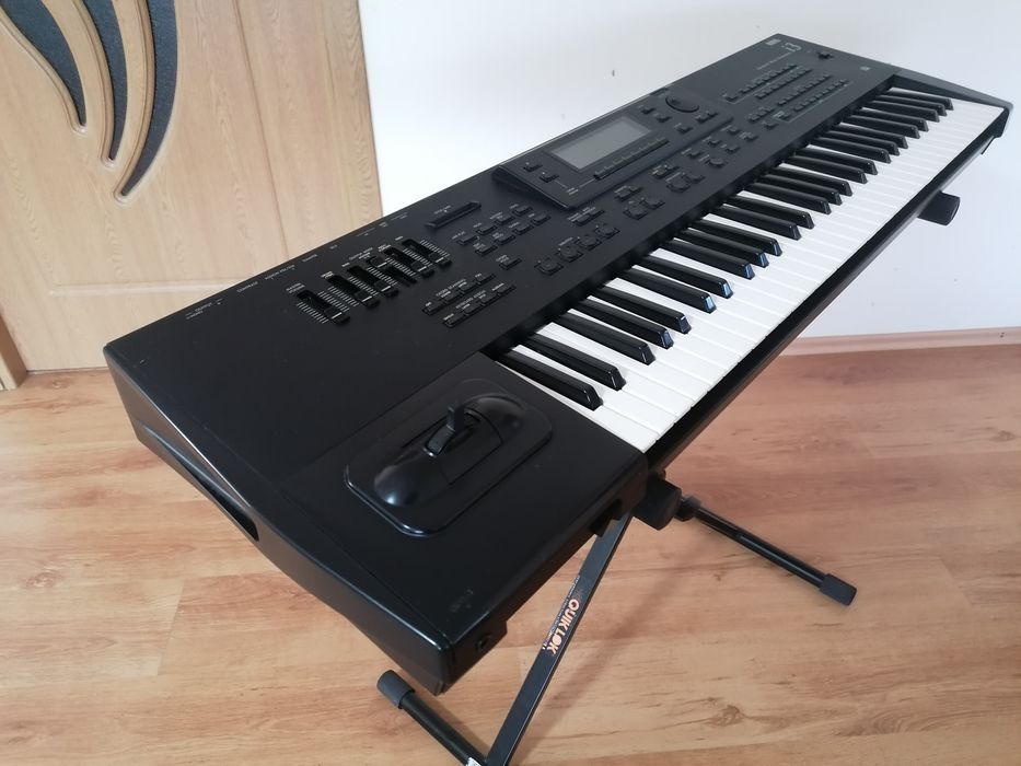 KORG i3 pian orga keyboard