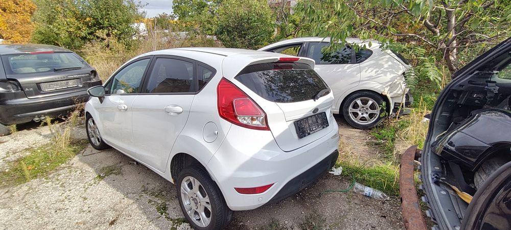 Ford fiesta 1.2 44kw 60кс FACELIFT 44000км STJB за части