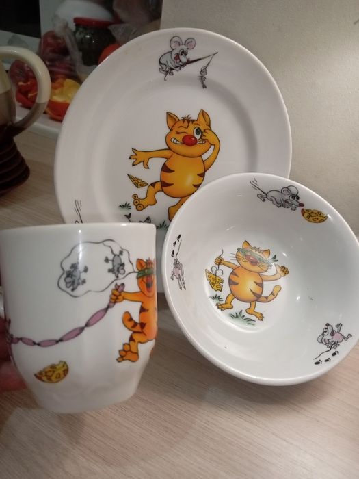 Продам набор посуды детский