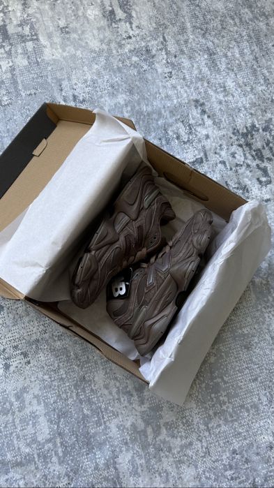 Дамски маратонки New Balance 9060 Mushroom Brown 36,37,38,39