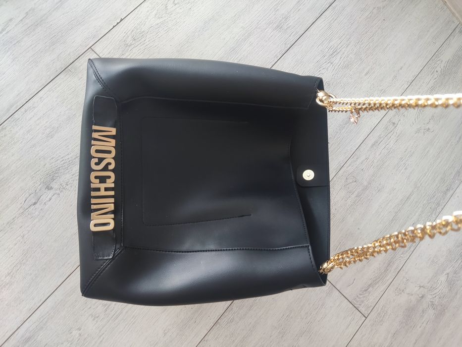 Moschino дамска чанта