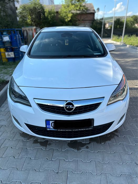 Opel Astra J..1.6 Turbo