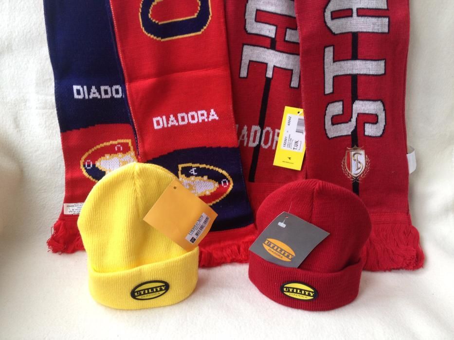 FC Bayern München и други фенски шалове, шал нови