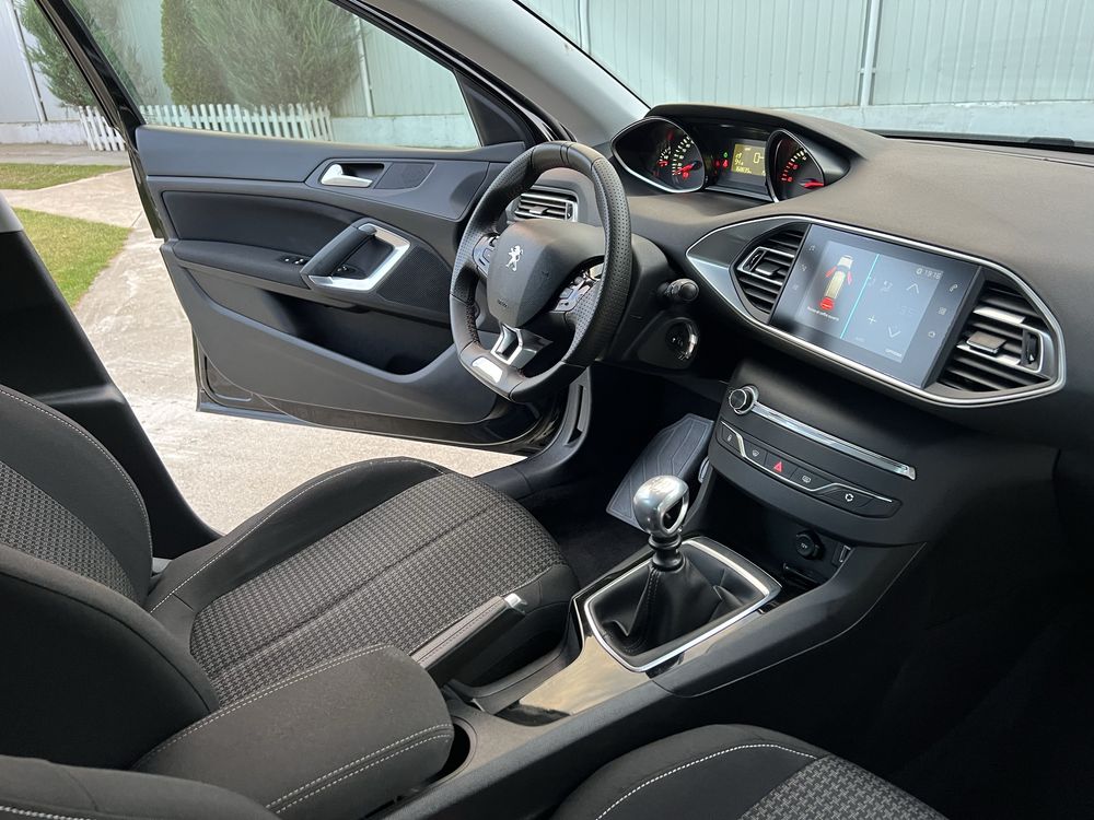 Peugeot 308 an fabricatie 2019