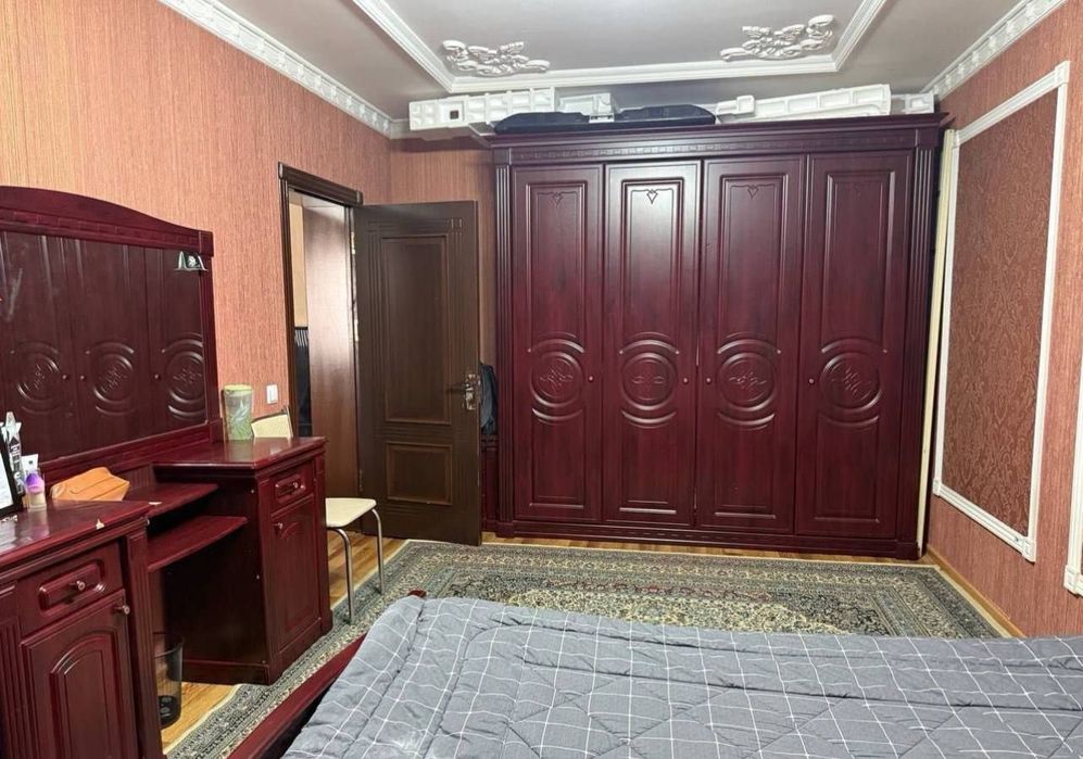 Квартира на Ц14-Цирк 3/6/9 общ пл 80м с обстановкой