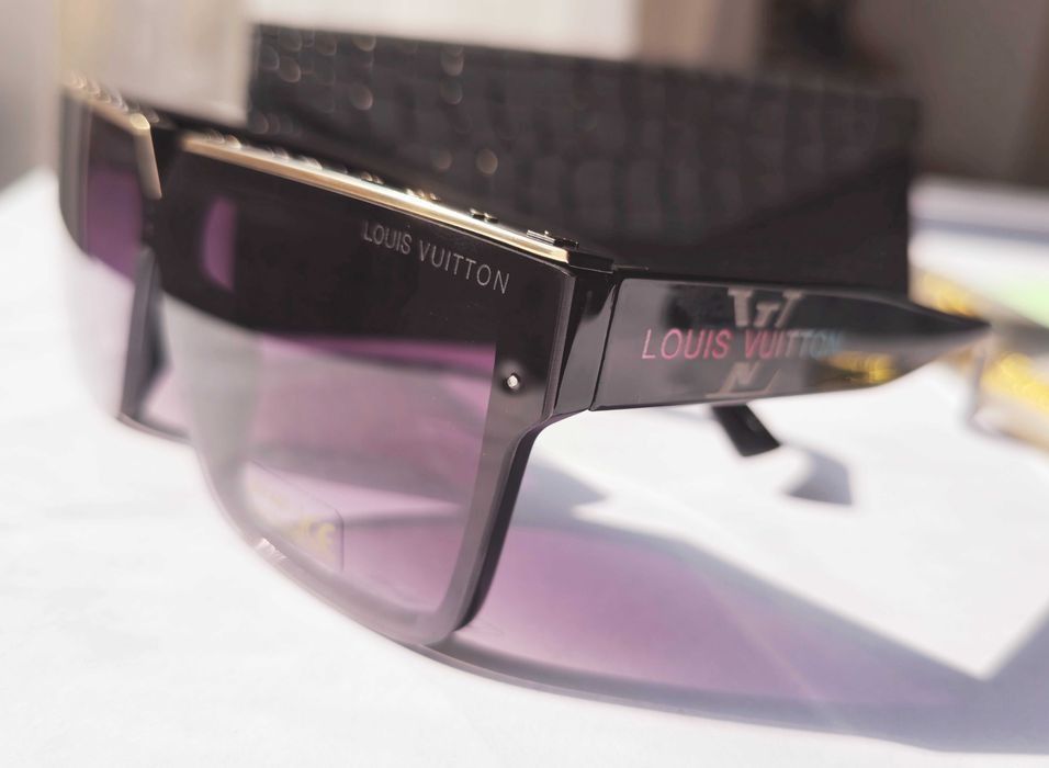 Set ochelari de soare Louis Vuitton rama aurie