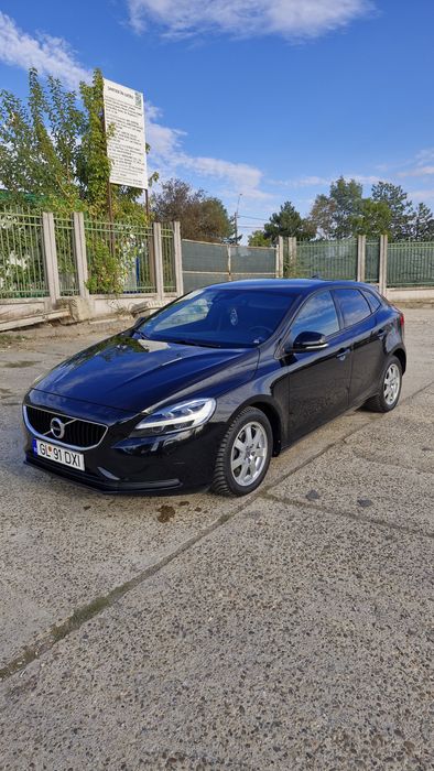 Volvo V40 D2 120CP/ 2017/ Webasto/ Parbriz încălzit/ Încălzire scaune