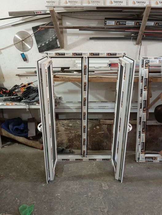 Plastik oyna eshiklar