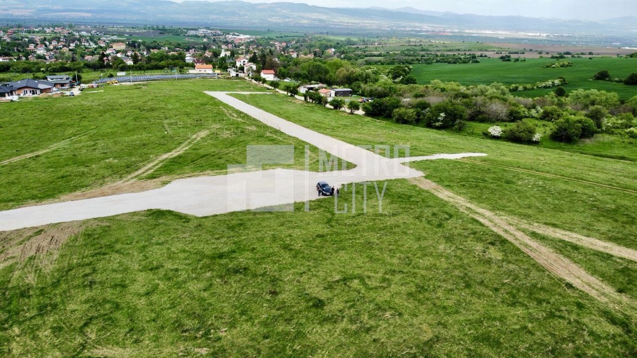 Продава се Парцел в с. Хераково, Област София-област - 636 кв.м за 85 €/кв.м - Снимка #4