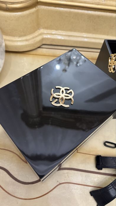 Golden concept apple watch