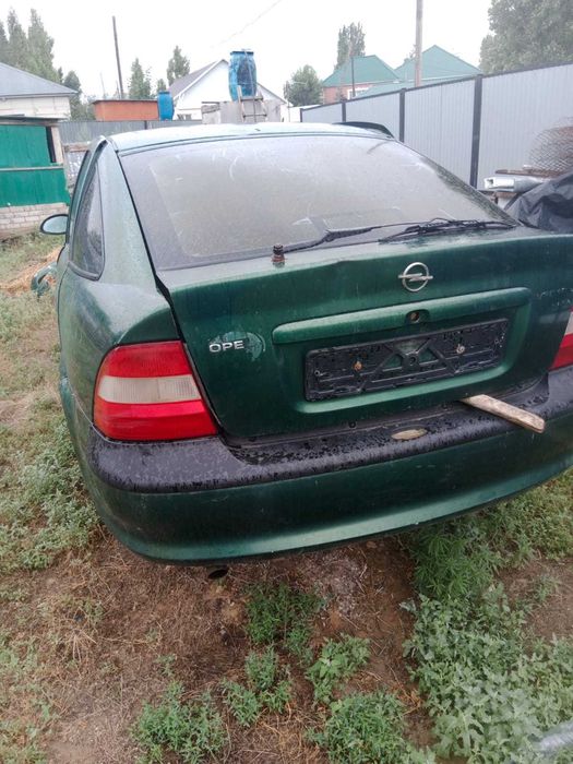 Продам запчасти Опель Вектра, б/у
