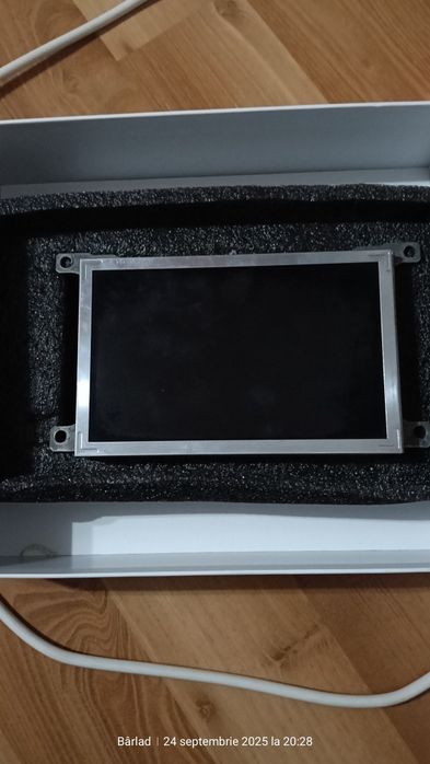 Vând display Peugeot 508 , an 2012  .