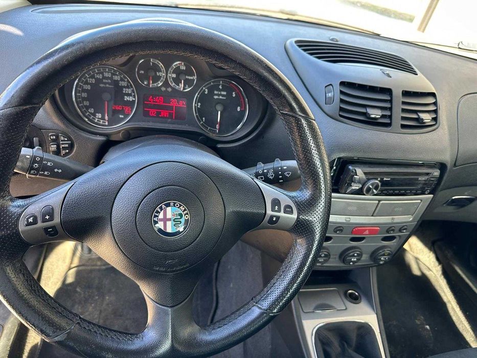 ALFA Romeo 147 2007 1.9jTDM 120 CP E4 AC/clima, recent adusa Germania