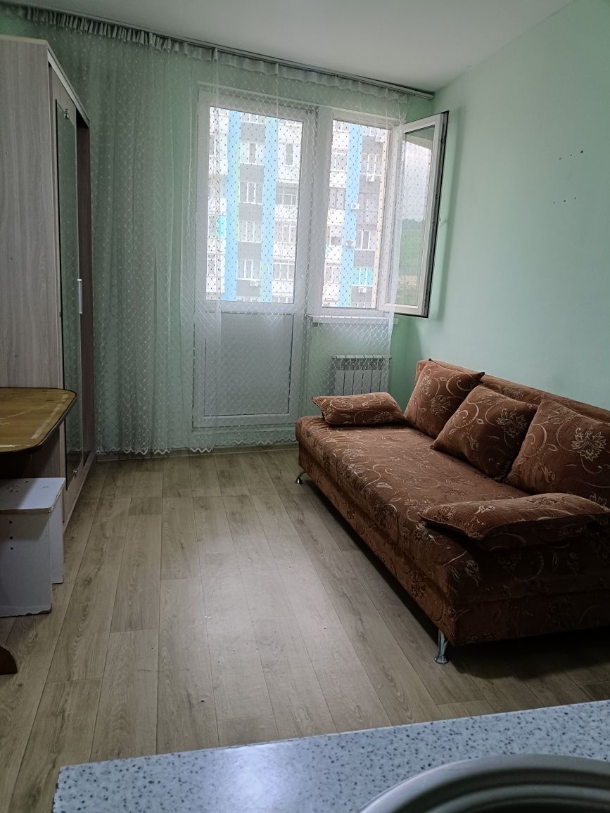 Продам квартиру-студию
