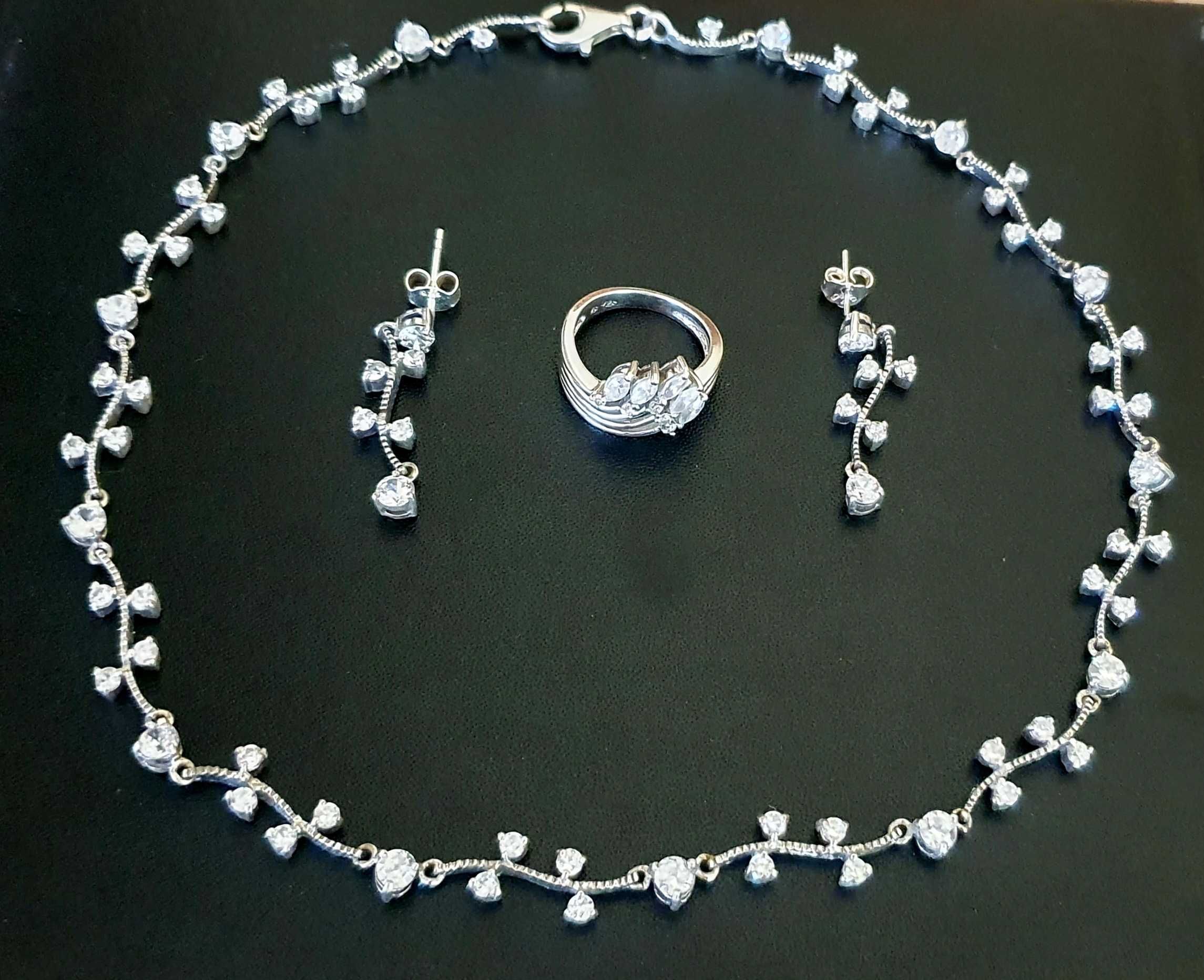 Стилни колие, обеци и пръстен от сребро 925 и камъни цирконий