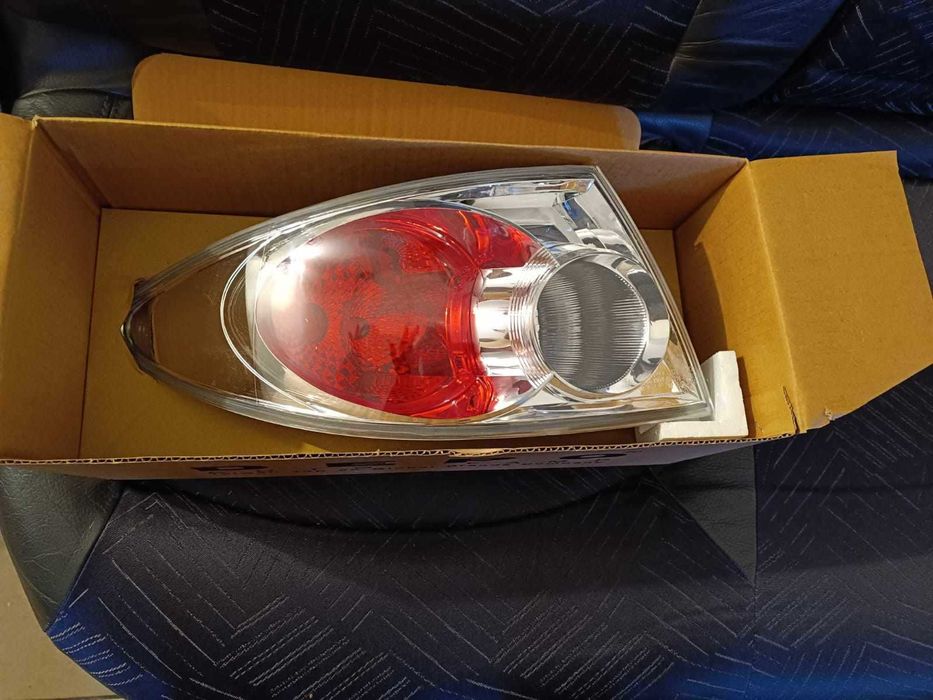 Lampa spate noi stg/dr MAZDA 6 , an 2002-2008.