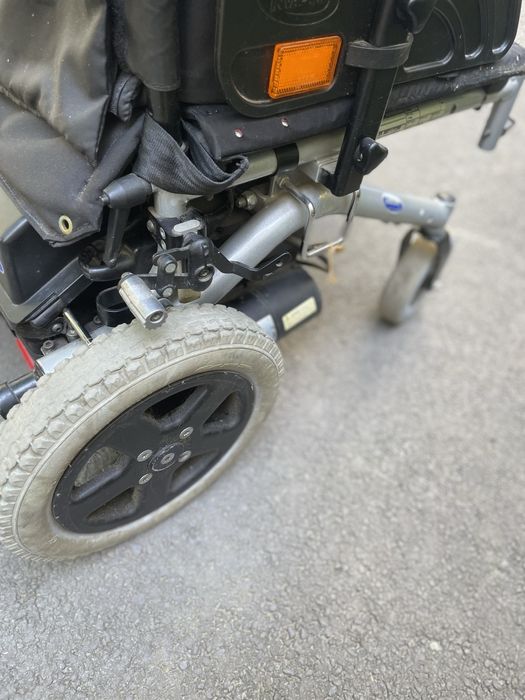 Scaun electric persoana cu handicap