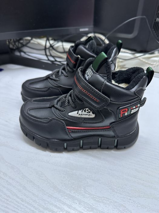 Детские зимние ботинки на мальчика