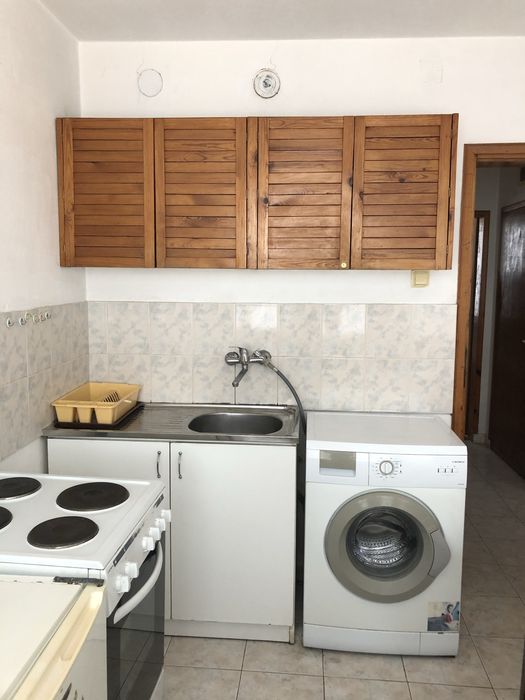 Дава се под наем Двустаен апартамент в Варна, Колхозен пазар - 60 кв.м за 275.4 € - Снимка #2