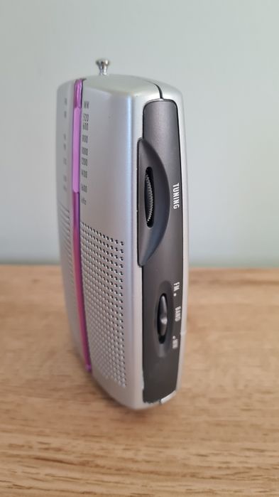 Джобно радио Grundig city 31