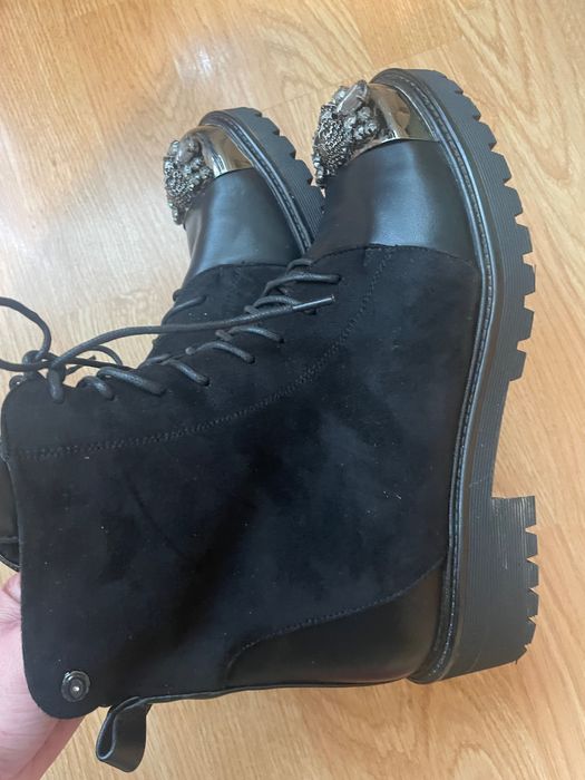 Топли, модерни кубинки.