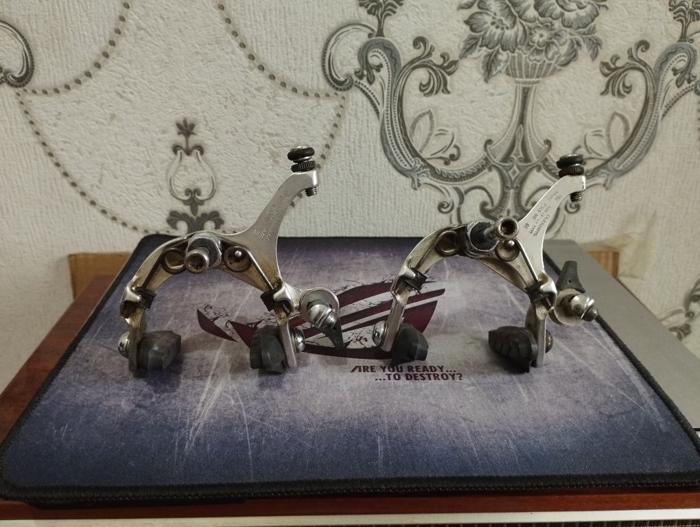 Shimano Br 1050 SLR 105 Bremsen Set.