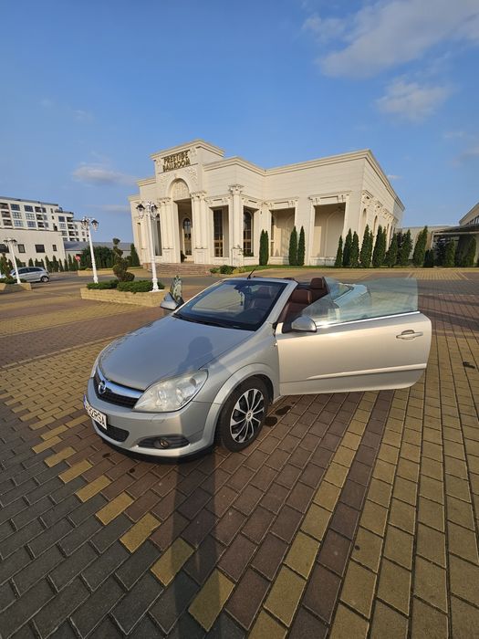 Opel astra h twintop