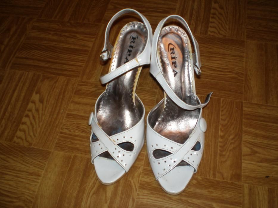 Дамски бели сандали, 37 номер
