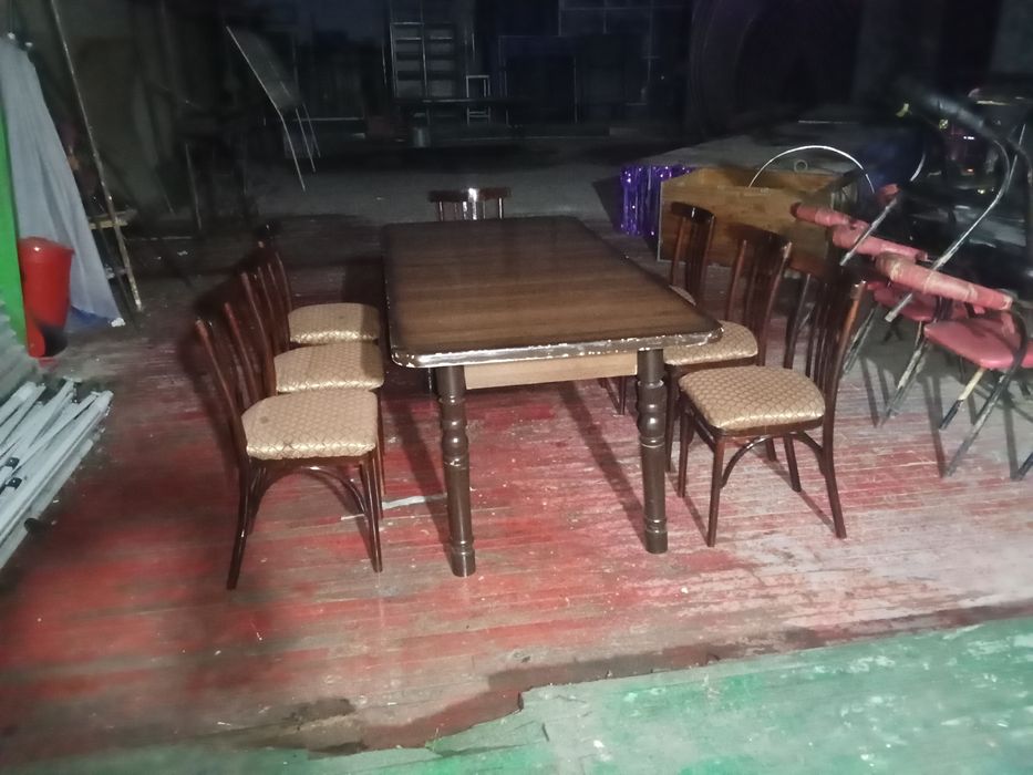 Стол 8 стул продается