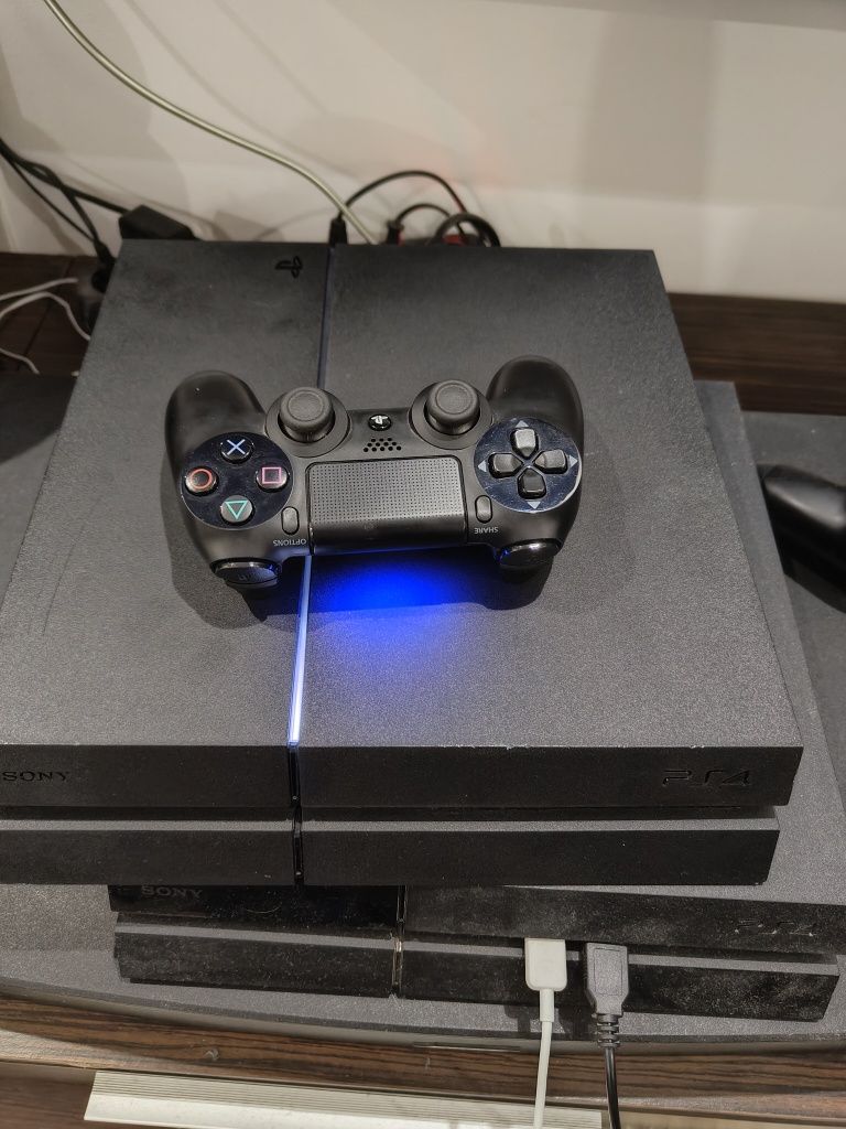 PlayStation 4, 1TB + controller original