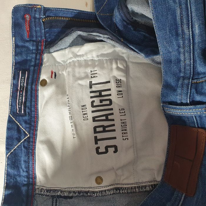 Blugi Tommy Hilfiger 36/34