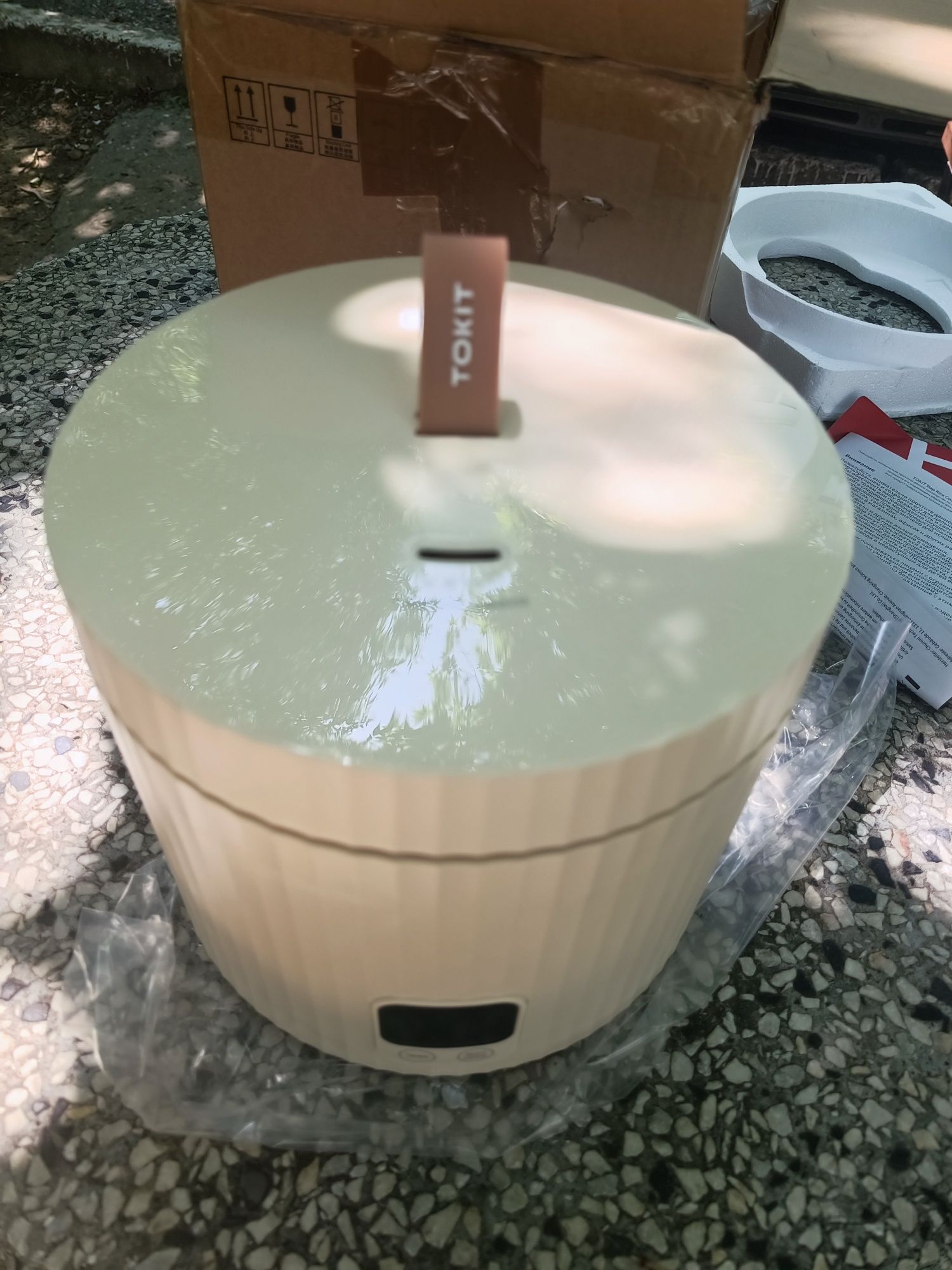 Уред за приготвяне на ориз TOKIT Rice Cooker Pro 1.5L