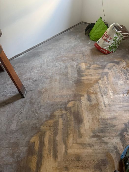 Parchet raschetare dusumea reconditionare scara renovari slefuite