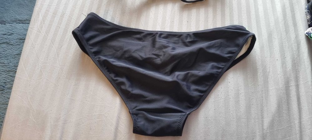 Vand costum de baie 2 piese