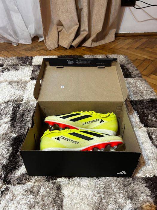 Ghete de fotbal adidas Crazyfast