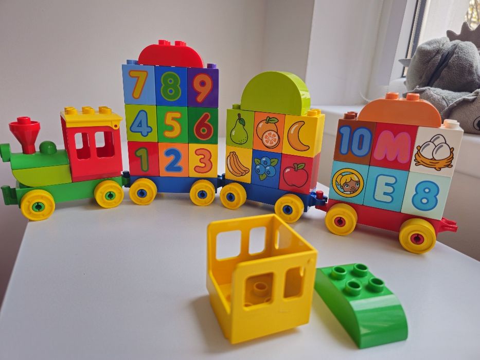 LEGO DUPLO - Trenul cu numere 10847