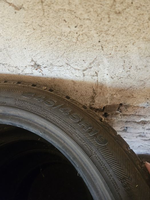 Зимни гуми 245/45/19