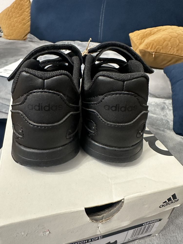 Adidas copii marimea 30