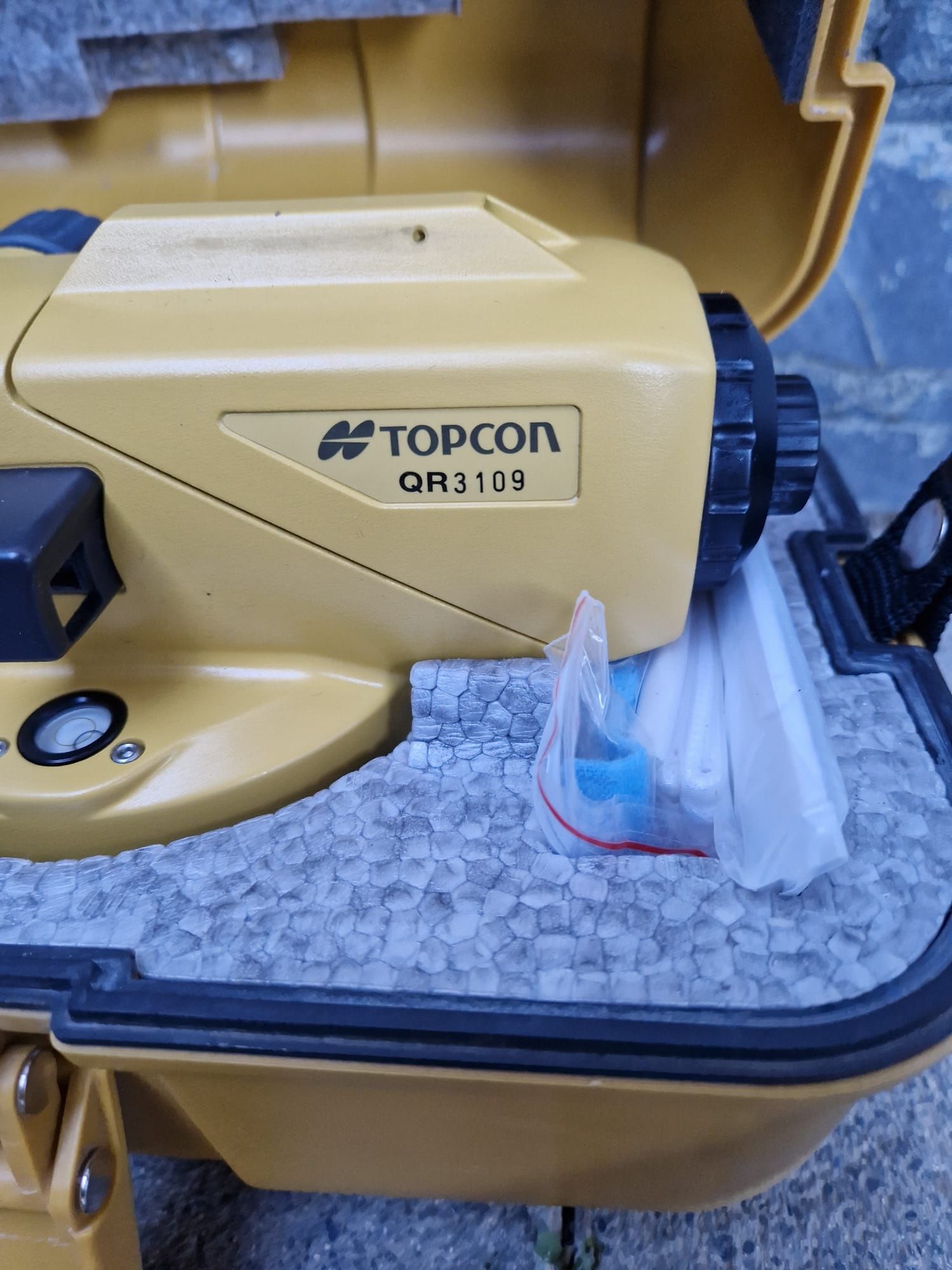 Topcon nivela optică