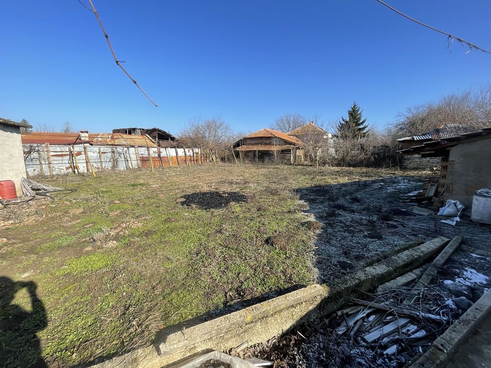 Продавам къща ОТ СОБСТВЕНИК в село Козаревец Общ.Лясковец