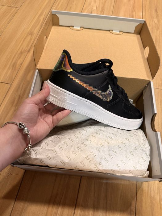 Nike Air Force 1 holografici marime 36,5