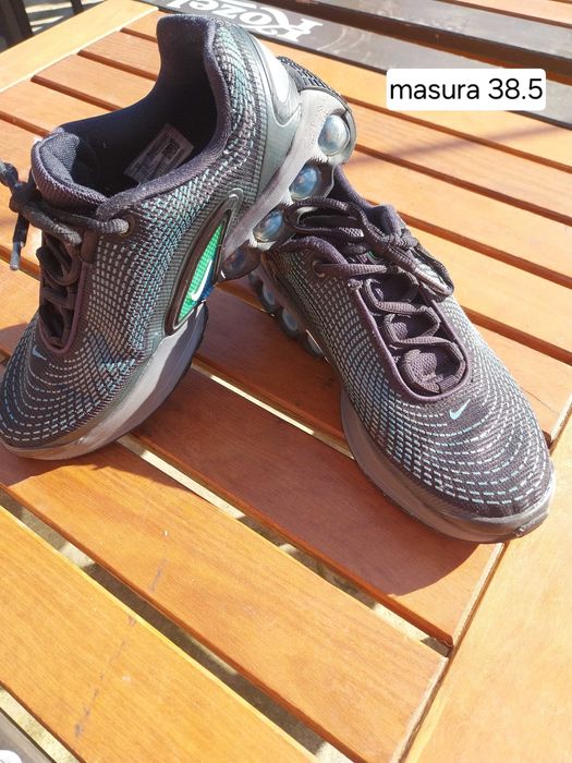 Adidasi nike air max