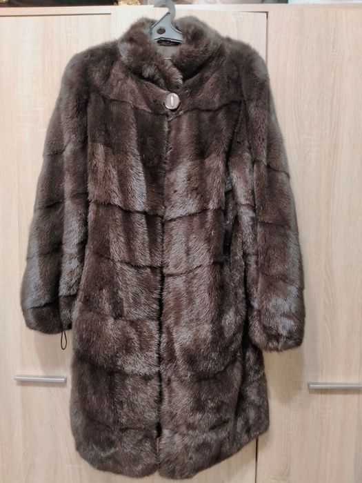 Продам норковую шубу