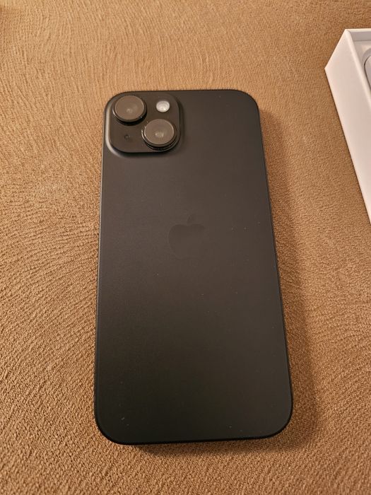 iPhone 15 black 256 GB