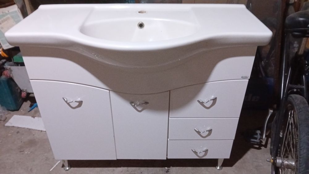 Lavoar și masă suport