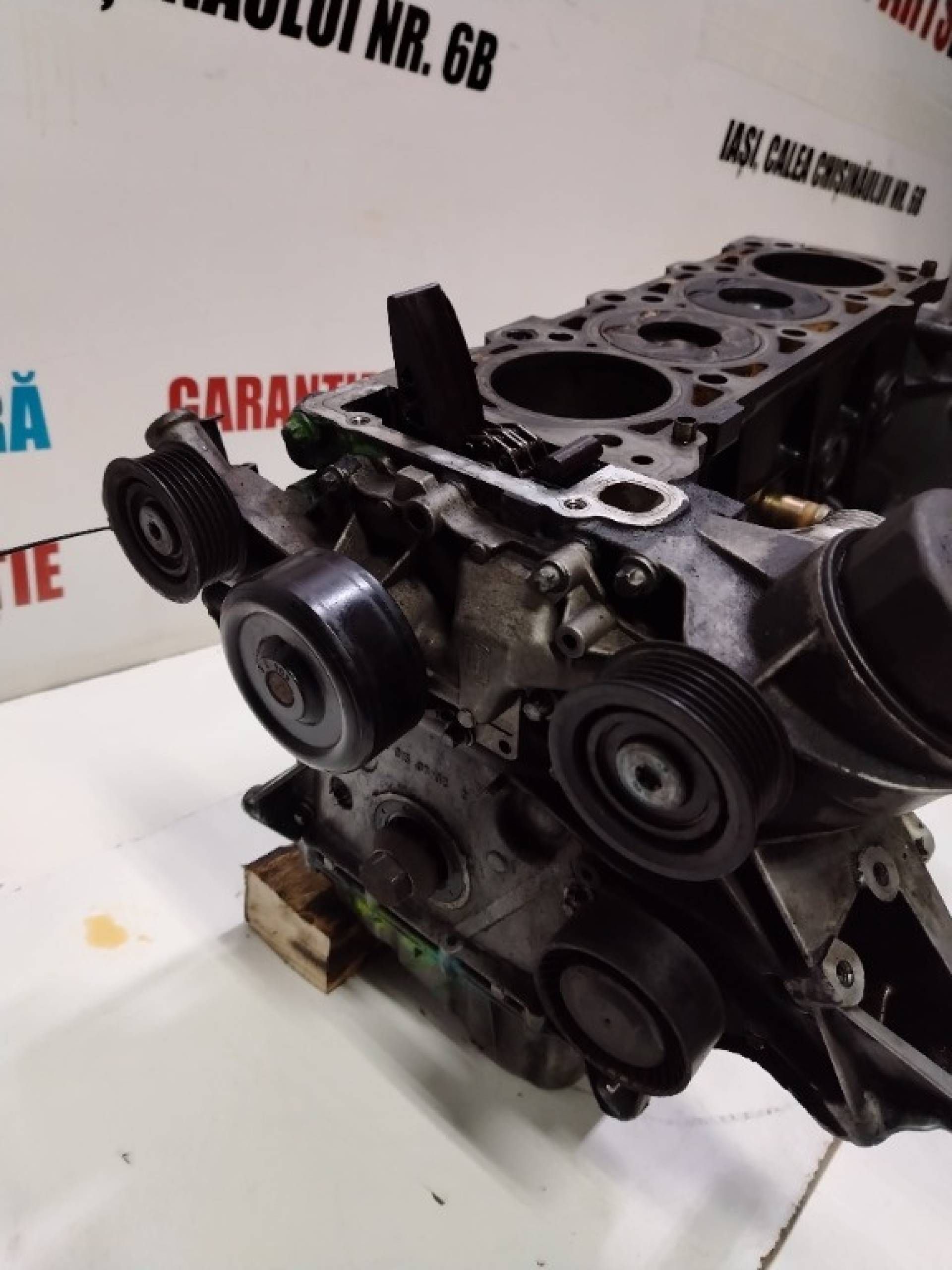 Bloc motor ambielat Vibrochen pistoane baie ulei W211 2.2 euro 4