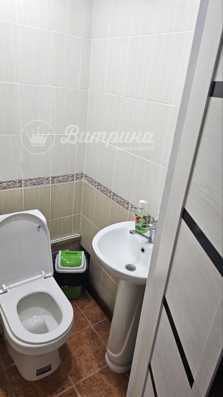 Продается 3х комнатная квартира на Айбеке, Ойбеке, Госпитальный
