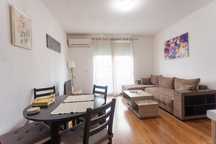 Karastoyanovi's apartment - Студентски град
